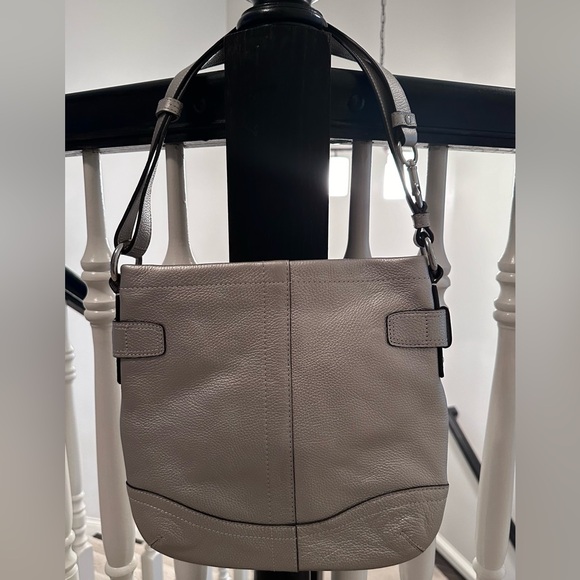 Coach, Crossbody/Shoulder Bag. Platinum in color, blush pink lining. Used once! - Picture 3 of 6